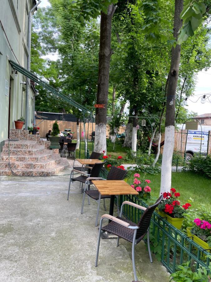 Green House Бухарест Экстерьер фото