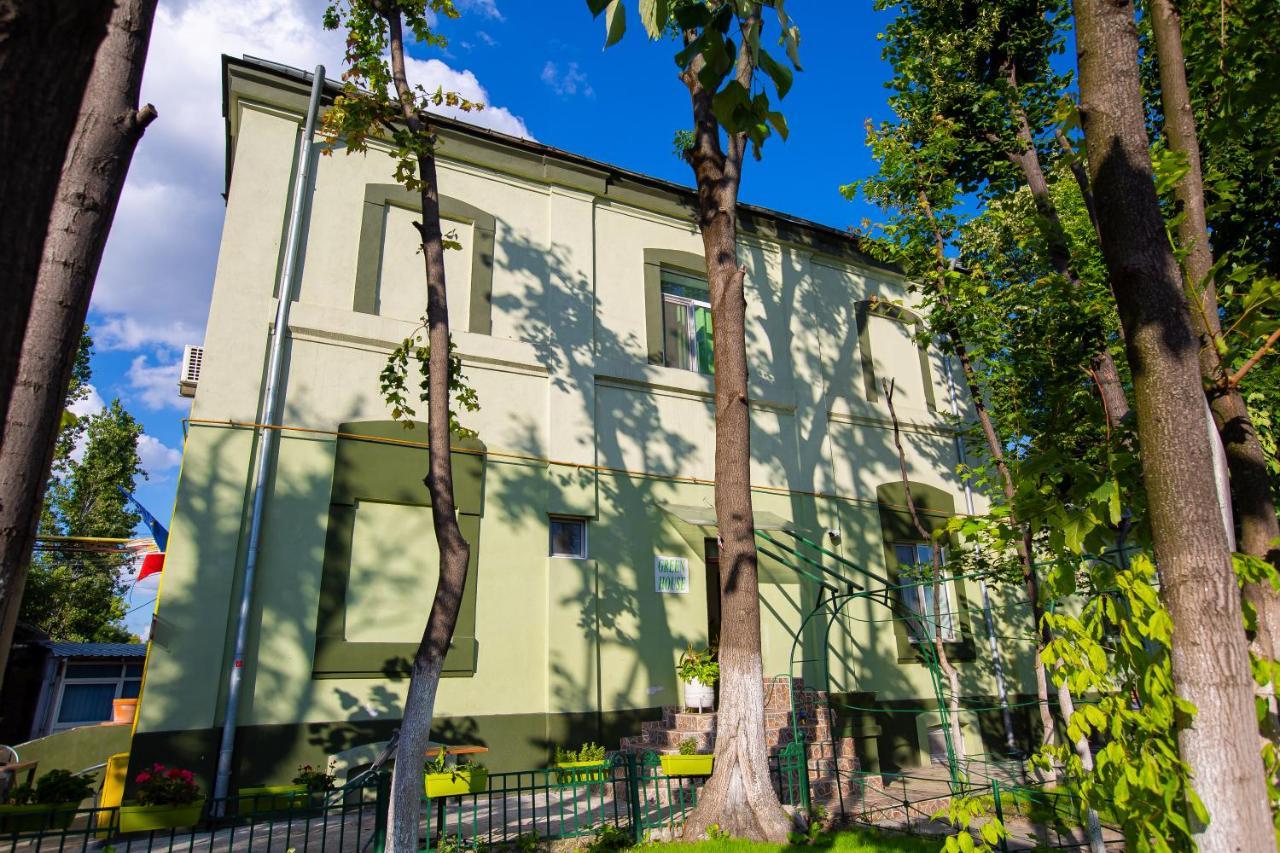 Green House Бухарест Экстерьер фото