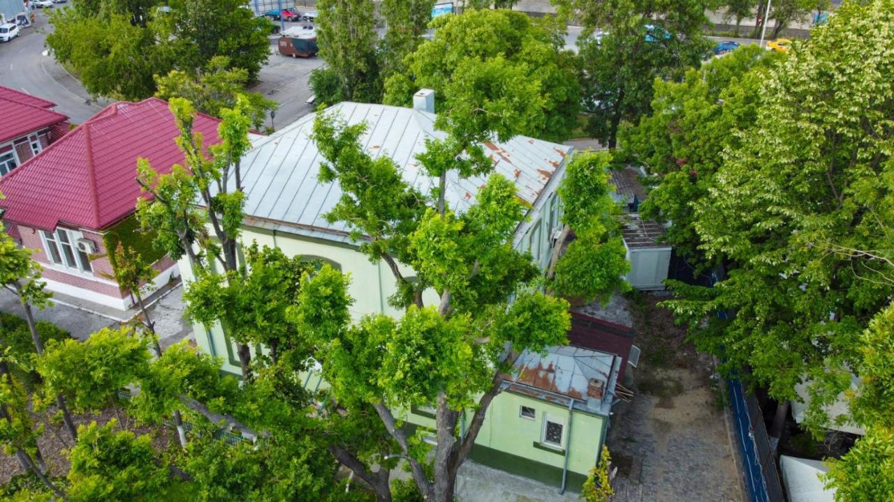 Green House Бухарест Экстерьер фото